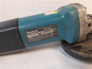 MAKITA 9557NB ANGLE GRINDER